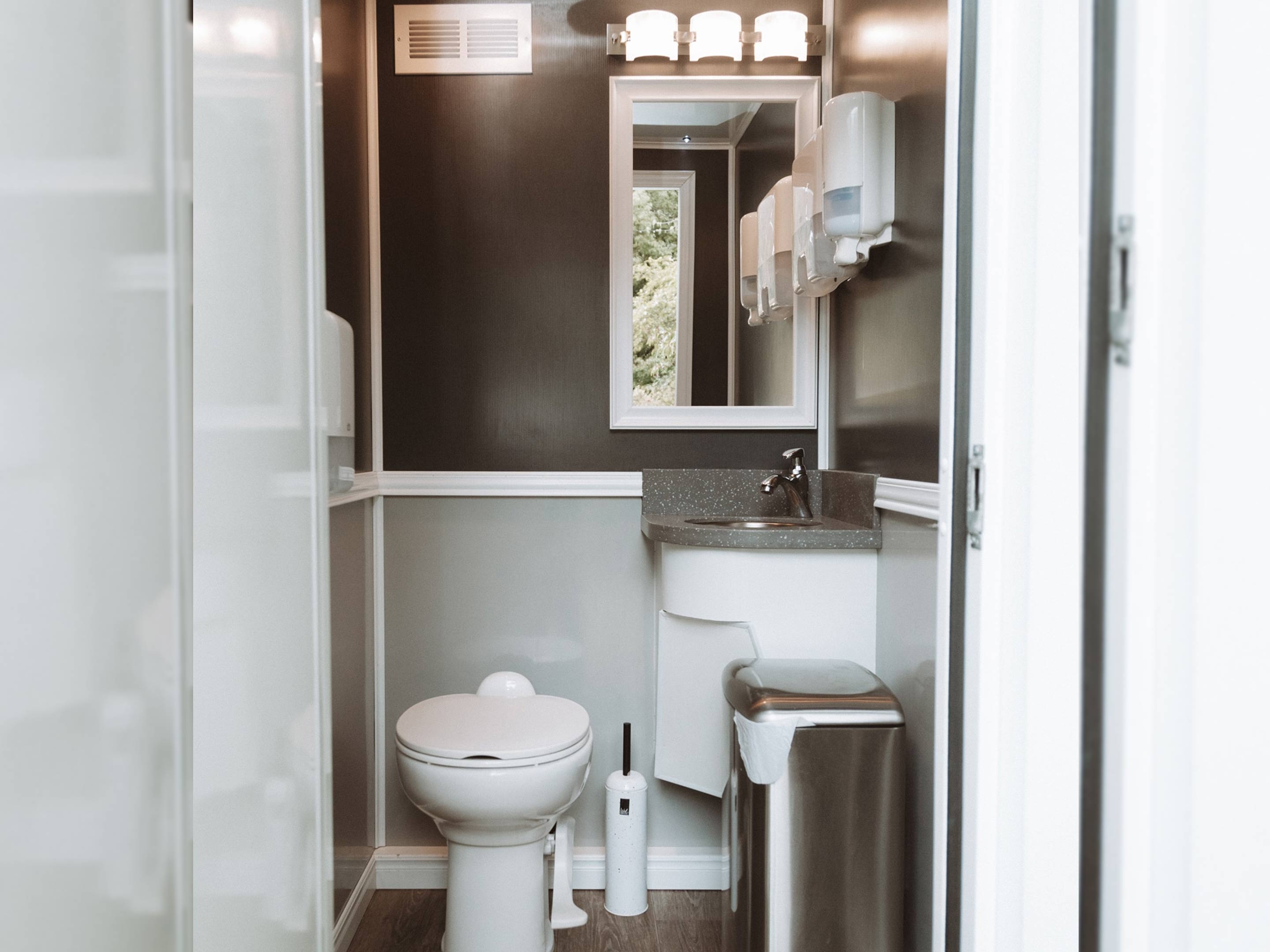 Comfort Room — Deluxe Toilets in Hunter Valley, NSW